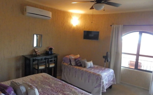 Casa Kootenay Waterfront BnB