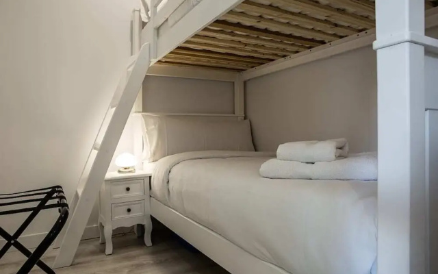 Modern 3 Bdr 2 Bath in La Latina, Near Metro