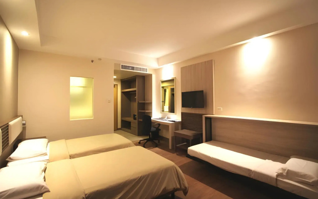 Garden Orchid Hotel