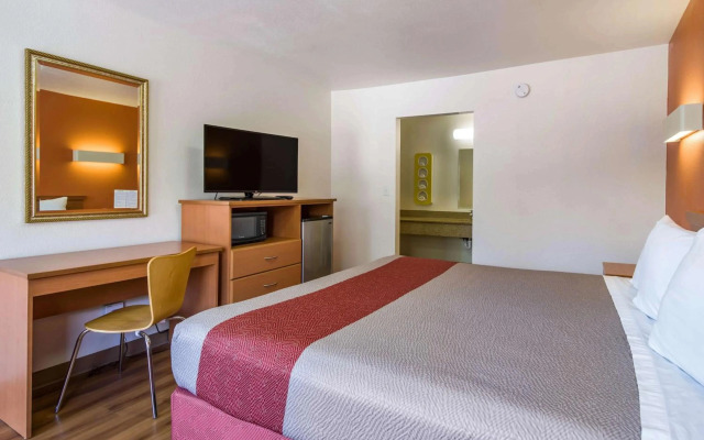 Motel 6 Concord, CA