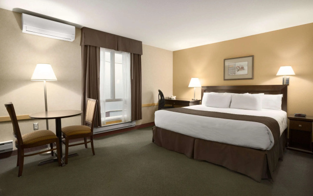 Days Inn by Wyndham Estevan