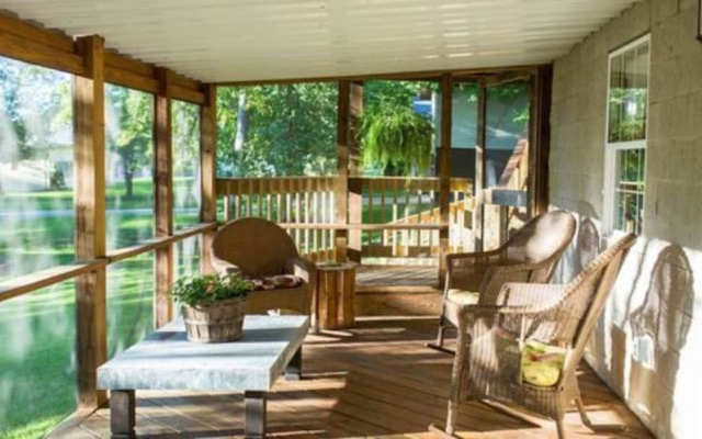 Amish Country Comfort