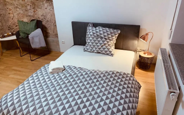 Felix Living 1, Modernes Apartment Fur 2 Personen, Innenstadt, Smart Tv, Parkplatz