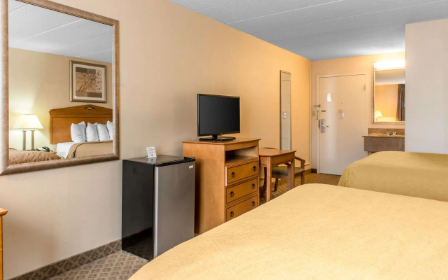 Quality Inn & Suites Fairview - Erie