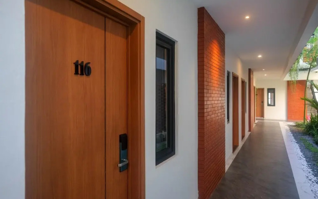 Urbanview Hotel Nardis Living Near UMY