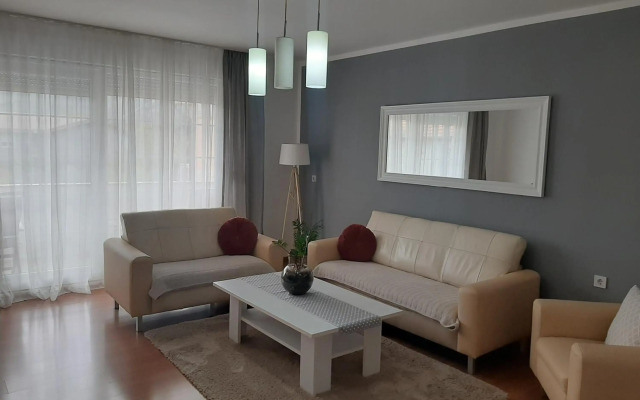 Guest House NO 13