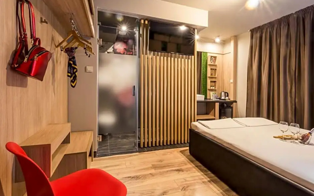 Hotel Allur