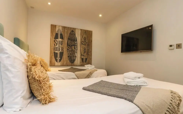 Apartment 3 Fistral Beach
