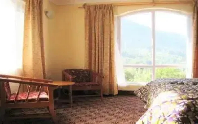 Forest Hill Resort
