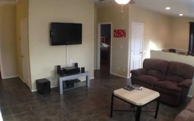 Peoria Vacation Home, Close to Stadium