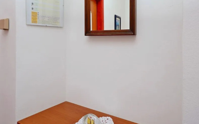 A1 - apt With Terrace, Best Location in Supetar