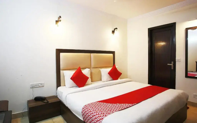 South Continental B&B by OYO Rooms