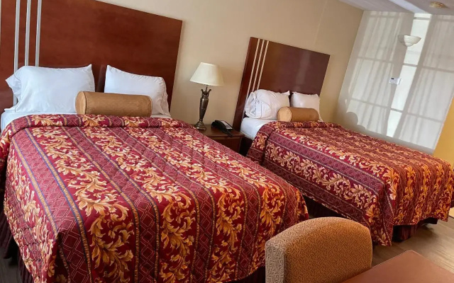 Riviera Inn and Suites