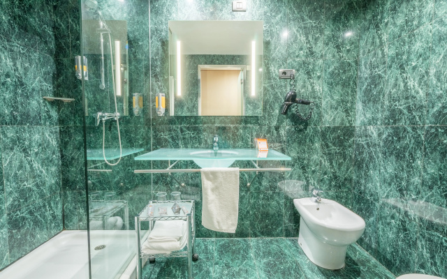 B&B Hotel Granada Estación