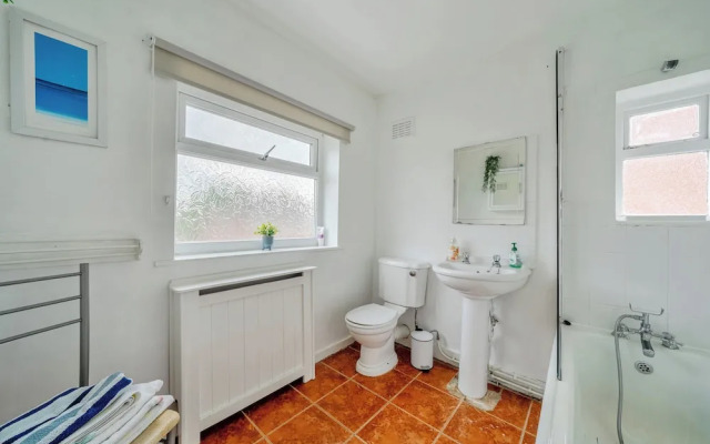 Semi Rural House - Stay 3 - Pet - Parking - Garden