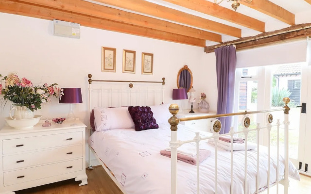 Stable Cottage