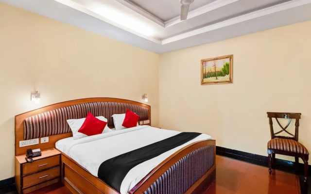 Capital O 49411 Hotel Anmol Continental