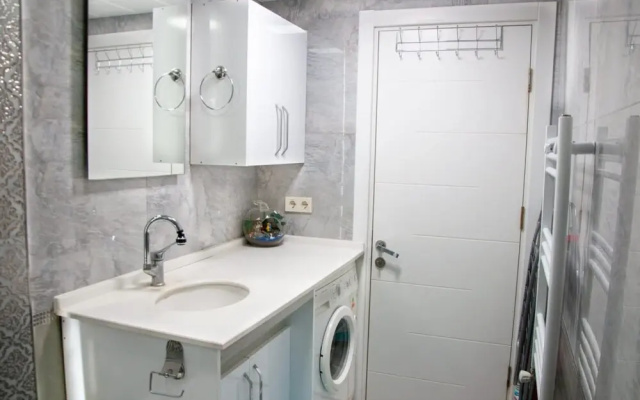Lovely and Comfy Flat near Sea in Karsiyaka Izmir