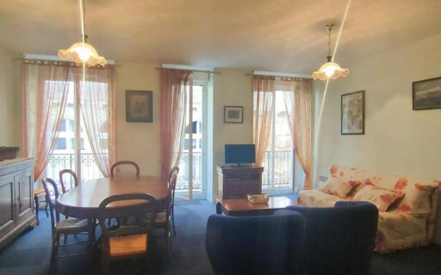 Appartement Cauterets, 4 pièces, 8 personnes - FR-1-234-165
