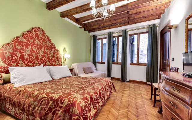 Byron San Marco by Wonderful Italy