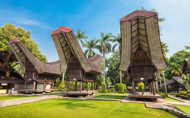 The Loji Patra Kuningan by RedDoorz