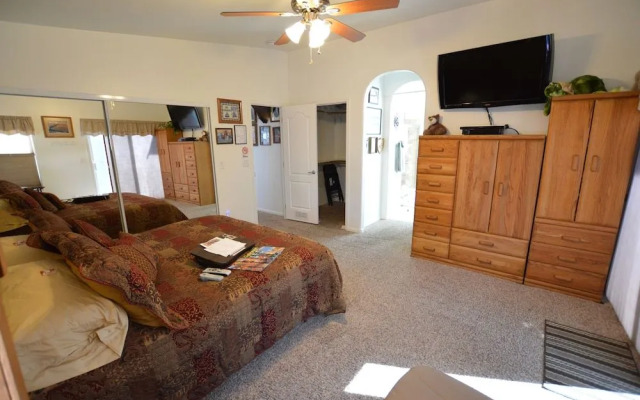 The Bear's Den B&B