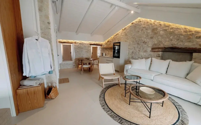 Oceanis Suites Living Parga