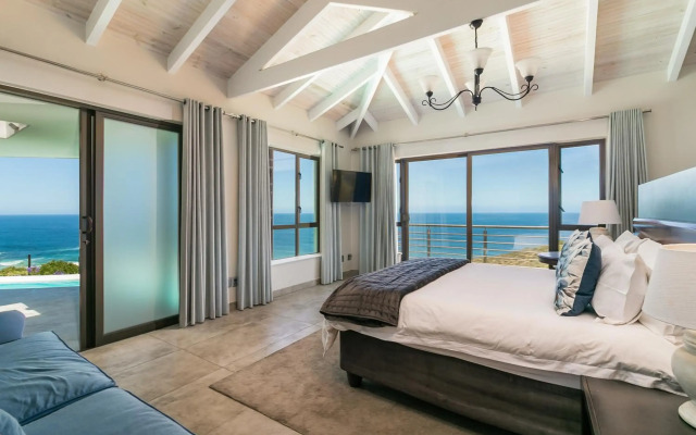 Knysna, Pezula Golf Estate