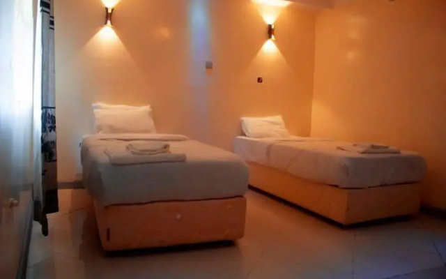 Esiram Hotel Narok