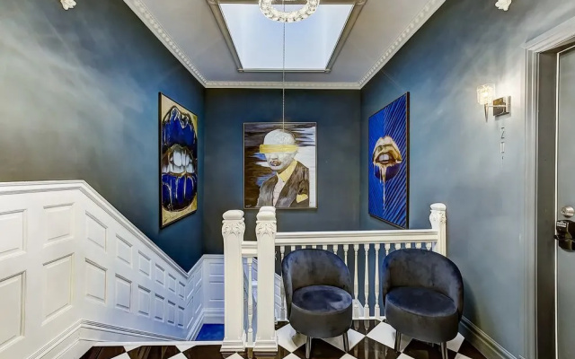 Bouticroom Studios Museums Premiumstays