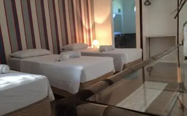 The House Plaza Hotel