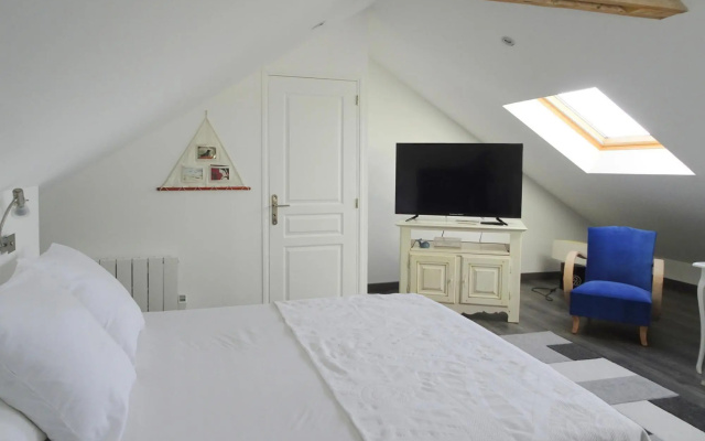 Holiday Home With sea View in Portbail
