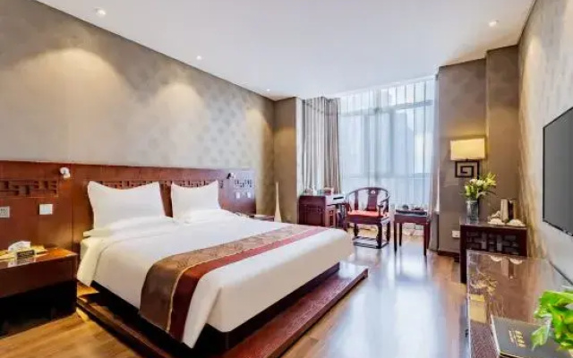 Christine Hotel Baotou