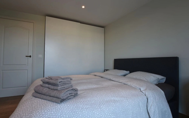 Spacious Holiday Home in Middelkerke with Hot Tub