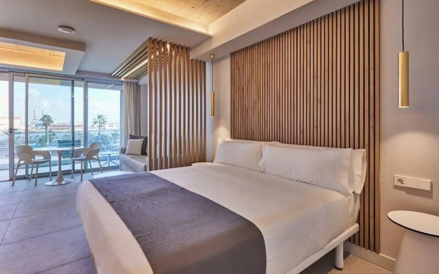 Silken Atlantis Suite – Holiday Homes
