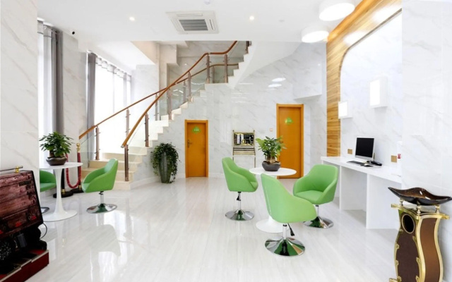 Vatica Hefei Silihe Road Wenyi Bainian Street Hotel