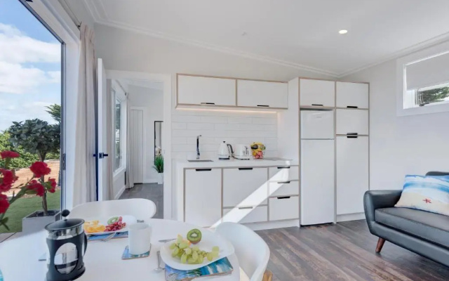 Woodside Bay Chalets
