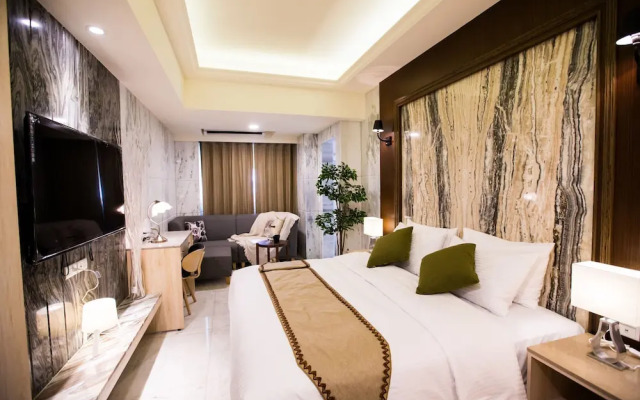 Taichung Business