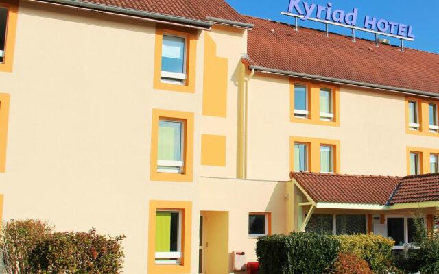 Hotel Kyriad Lyon Est - Saint Bonnet de Mure вид на фасад