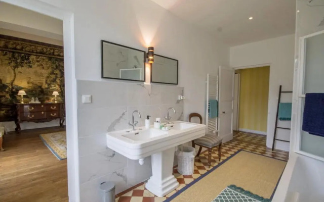 Chateau de Cadouzan