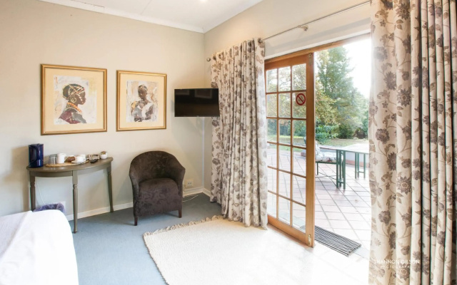 Notting Hill Lodge