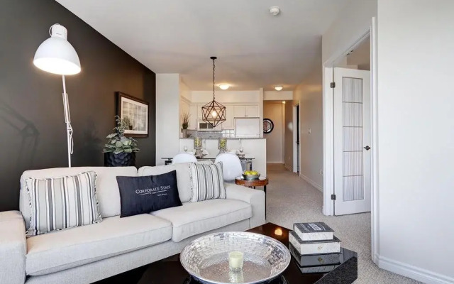 Corporate Stays 50 Laurier Apartment