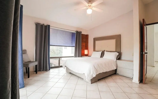 Family Home Pool & Jacuzzi in Cuernavaca