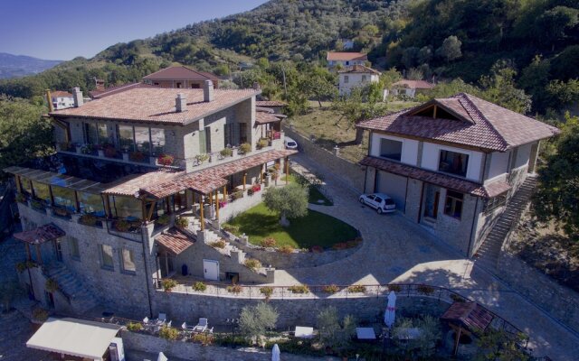 Отель Vila Leonard Албания, Тирана - отзывы, цены и фото номеров - забронировать отель Vila Leonard онлайн вид на фасад
