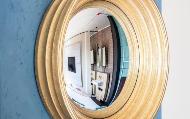 Bastardo Hostel вид на фасад
