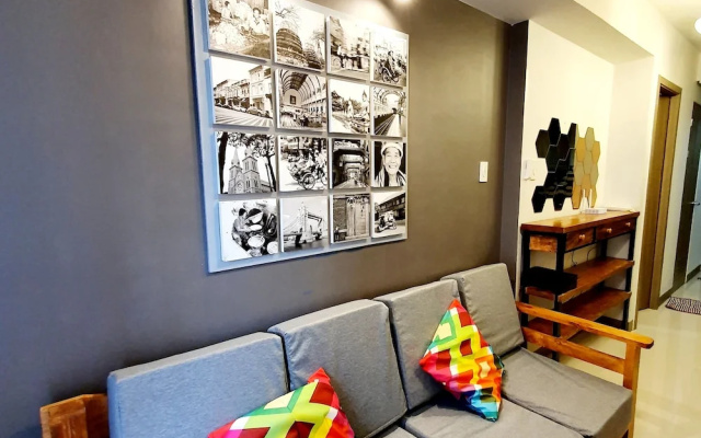 S Residences MOA Condo Stunnin Condo T1
