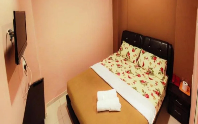 Funky Crib Hotel