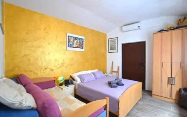 Alan Apartment