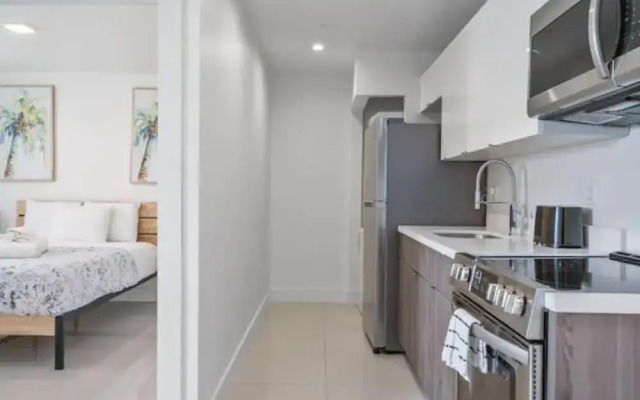 Miami Suite 203