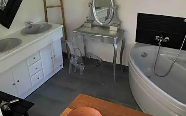 Chambre salle de bain privée attenante